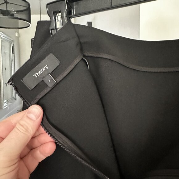 Theory, Size 4, Pencil Skirt worn on the set of Good Girls - Picture 2 of 2